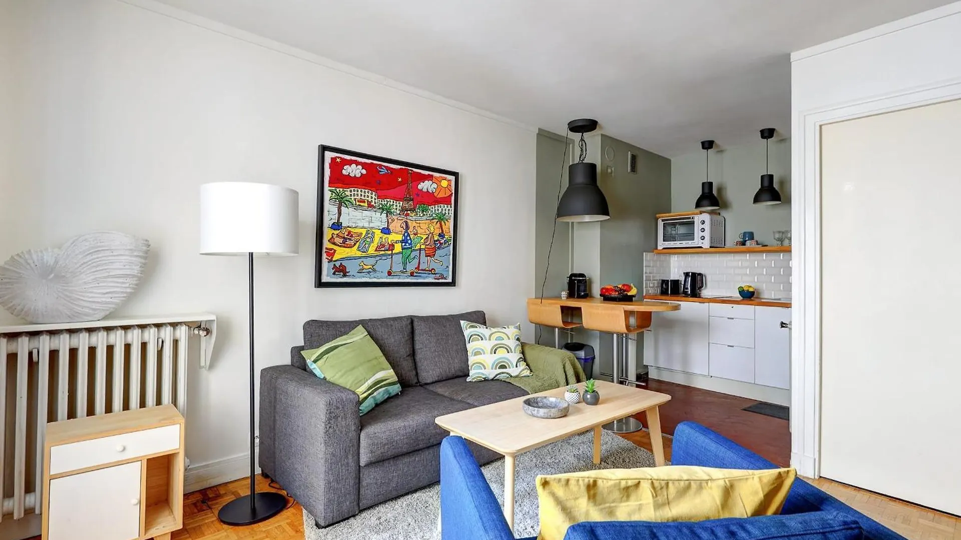 Notre Dame & La Seine With Balcony - Cityapartmentstay Paris France
